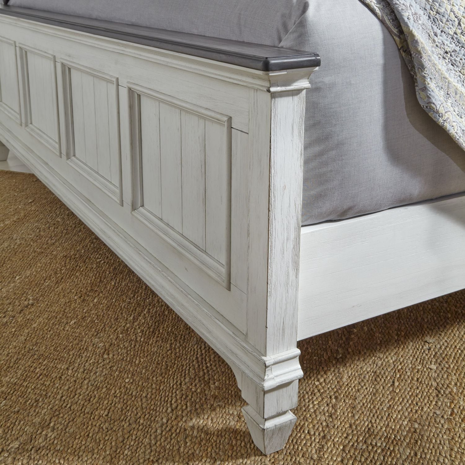 Allyson Park - King Panel Footboard - Wirebrushed White / Charcoal