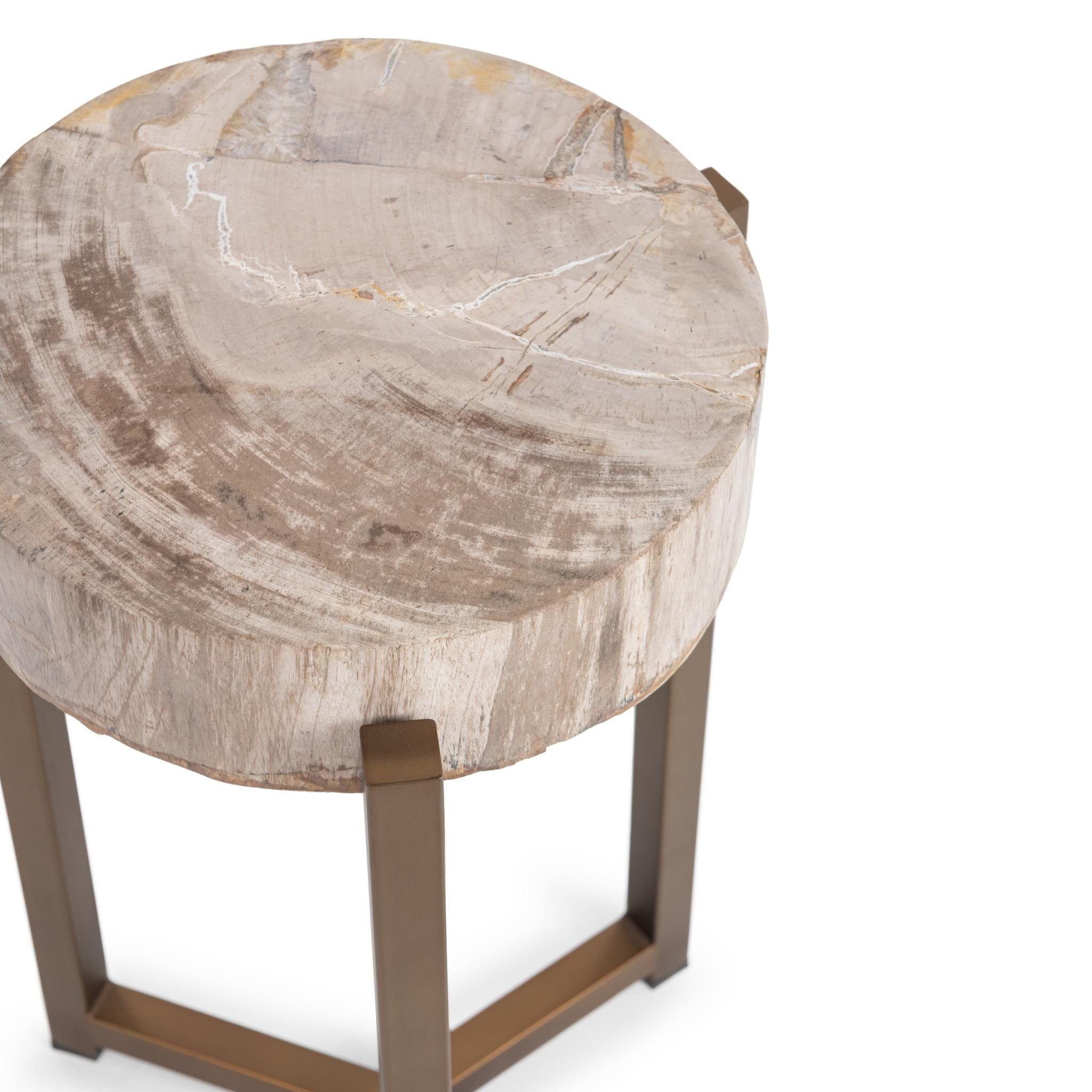 Alliza - Round Accent Table