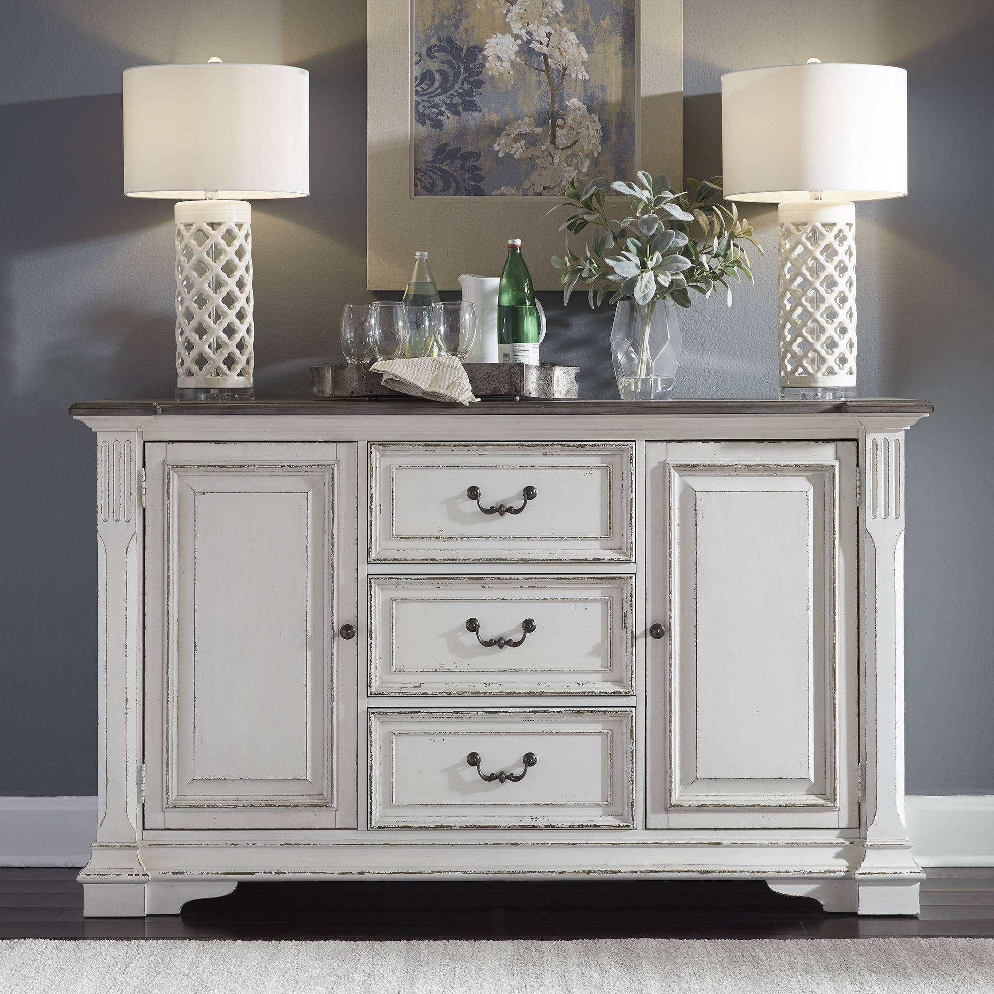 Abbey Park - Buffet - Antique White