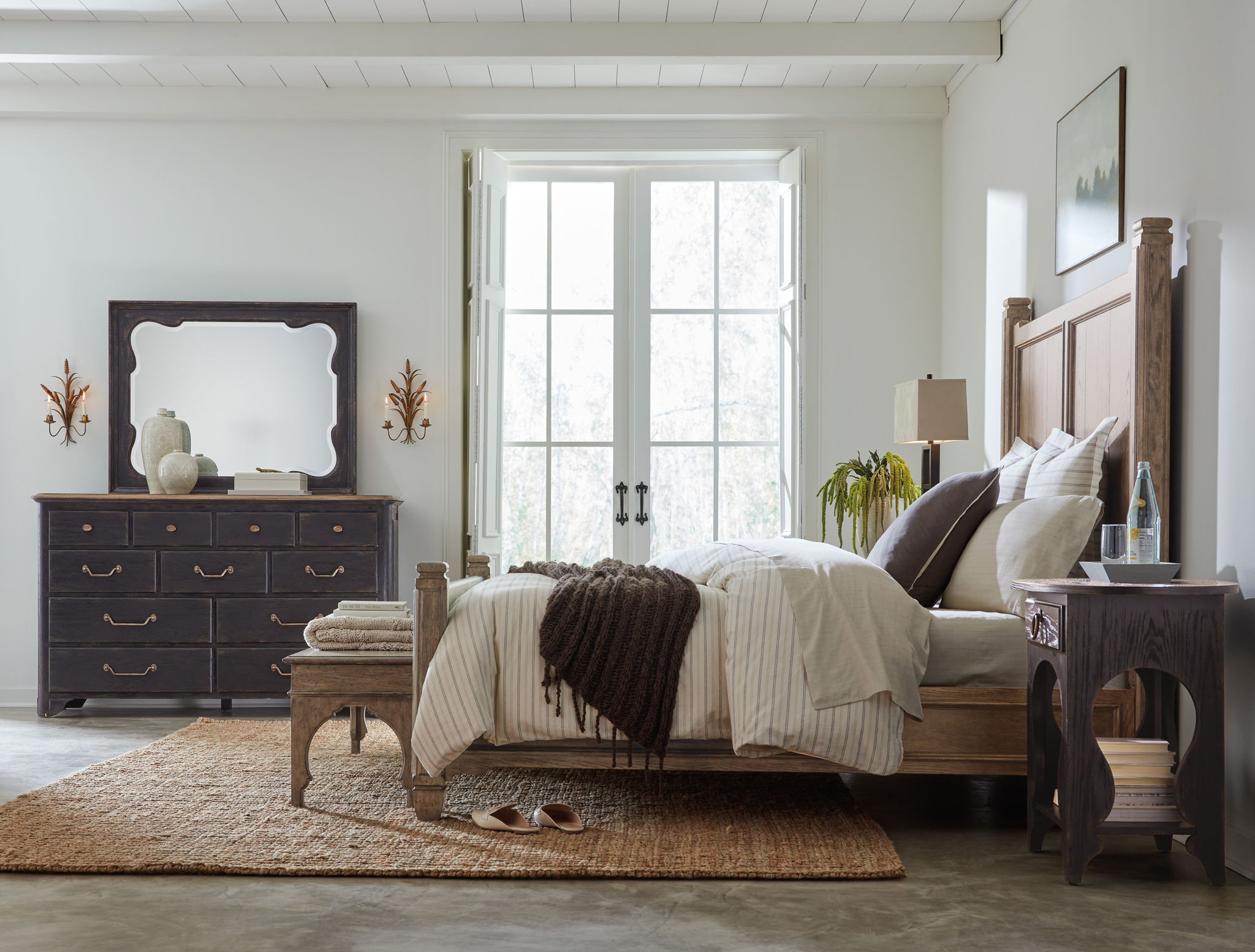 Americana - Panel Bed